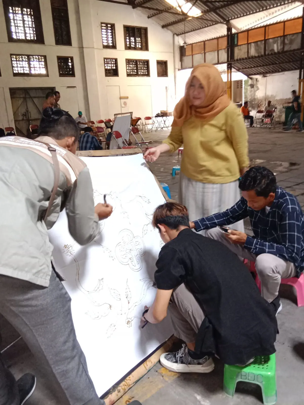 Pelatihan membatik mahasiswa UNIBA(38)